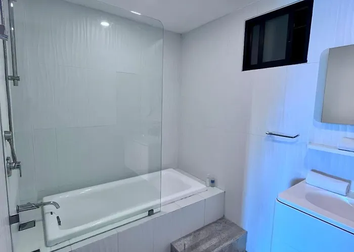 2bdr Con Jacuzzi!